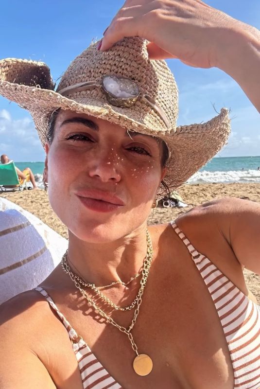 LANA PARRILLA - Instagram Photos 01/03/2025