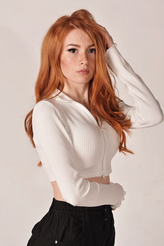 LARISSA OPTIZ - Instagram Photos 01/08/2026