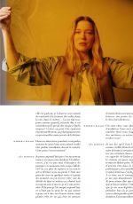 LEA SEYDOUX in Harper