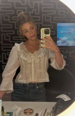 LILI REINHART - Instagram Photos 01/10/2026