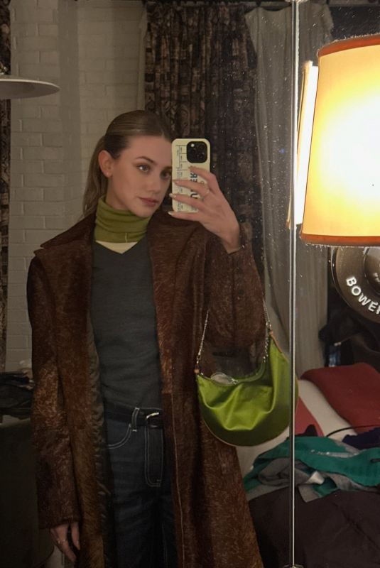 LILI REINHART - Instagram Photos 01/10/2026