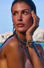 LIZA MAKHU - Instagram Photos and Videos 01/18/2026