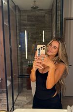 MADELINE HOPE - Instagram Photos and Videos 01/08/2026