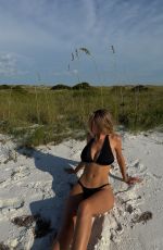 MADELINE HOPE - Instagram Photos and Videos 01/08/2026