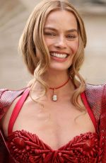 MARGOT ROBBIE at Wuthering Heights Photocall in Los Angeles 01/28/2026