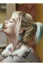 MARGOT ROBBIE in Bold Magazine, Deutsch 2026