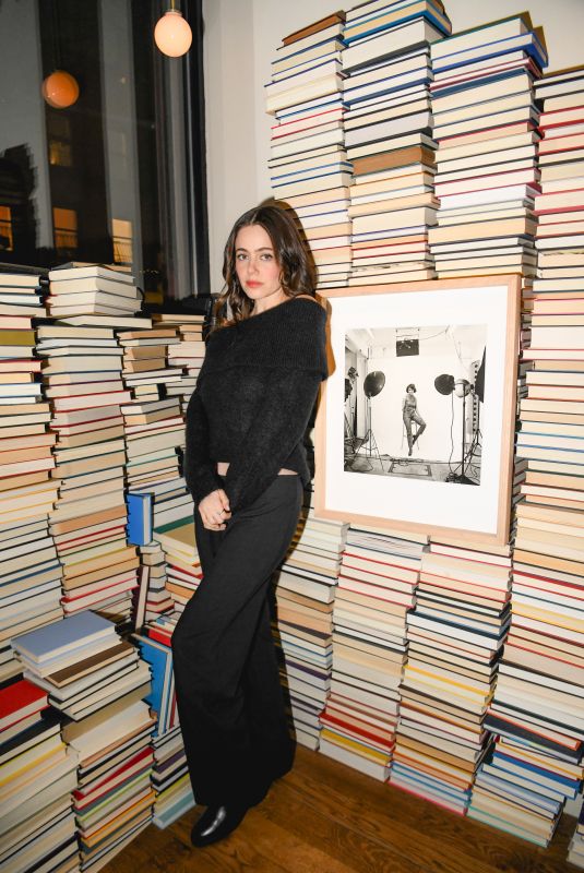 MOLLY GORDON at Sezane Hosts Dinner Celebrating DEMAIN with Libraries Without Borders in New York 01/21/2026