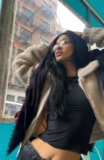 NAAZ TORBATI - Instagram Photos 01/10/2026