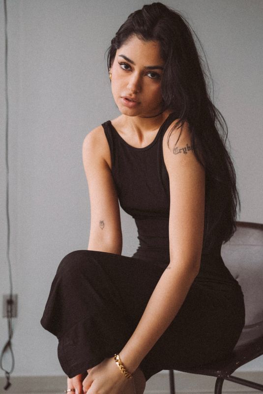 NAAZ TORBATI - Instagram Photos 01/14/2026
