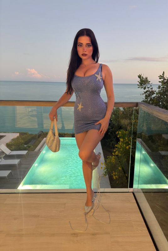NERIAH FISHER - Instagram Photos 01/01/2026