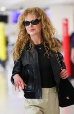 NICOLE KIDMAN Catches a Flight Out of Syndey 01/04/2025 