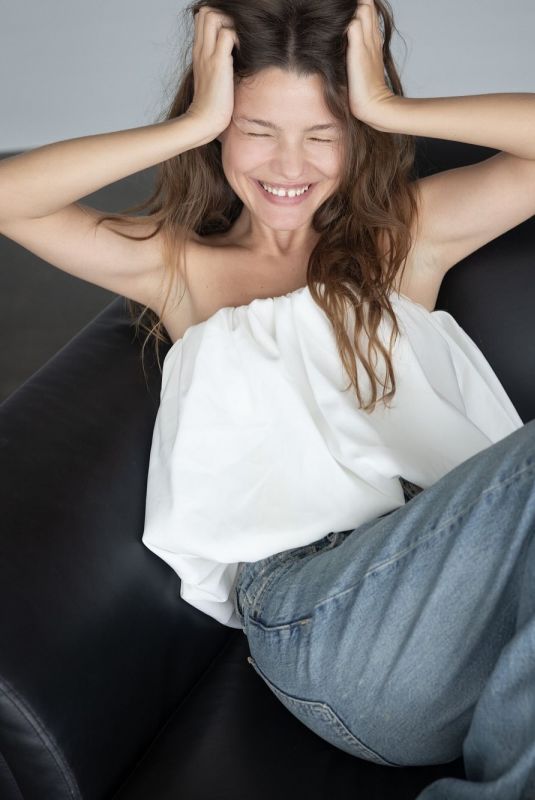OLGA OBUMOVA at a Photoshoot, January 2026