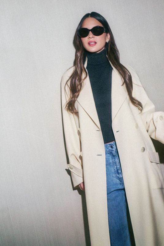 OLIVIA MUNN - Instagram Photos 01/15/2026