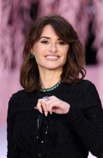 PENELOPE CRUZ at Chanel Haute Couture Week Spring/Summer 2026 Show at Paris Fashion Week 01/27/2026