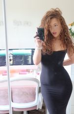PHOEBE GINGER - Instagram Photos 01/22/2026