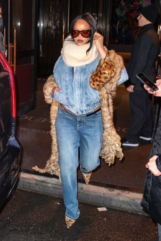 RIHANNA Night Out in New York City 01/18/2026