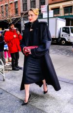SOPHIE TURNER Out and About in New York City 01/07/2026