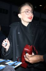 SOPHIE TURNER Out in New York City 01/07/2026