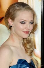 AMANDA SEYFRIED at Letters to Juliet Premiere at Grauman