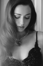 ANA DE ARMAS - Golden Globes Photoshoot, January 2026