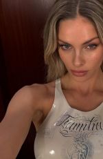 ANNA MARIA OLBRYCHT - Instagram Photos 02/15/2026