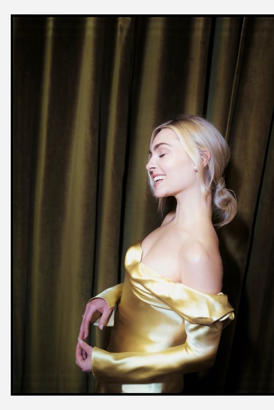 ANNASOPHIA ROBB at a Photoshoot, February 2026