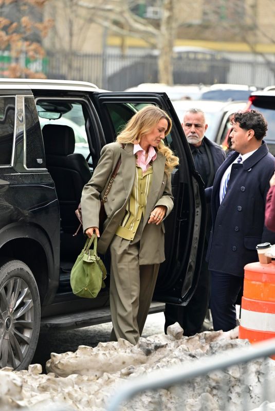 BLAKE LIVELY Arrives at a Courthouse in New York 02/11/2026