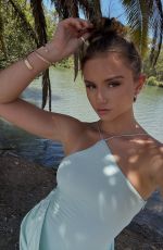 CHELSEA MAYER - Instagram Photos and Videos 02/06/2026