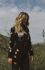 HASSIE HARRISON - Instagram Photos 02/19/2026