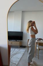 ILONA ARSENTIEVA - Instagram Photos 02/09/2026