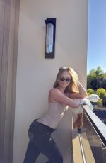 KYLA DODDS - Instagram Photos 02/04/2026