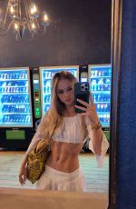 KYLA DODDS - Instagram Photos and Video 02/25/2026