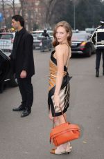 LARSEN THOMPSON Arrives at Tod