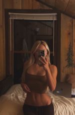 LEILA FALER - Instagram Photos and Video 02/10/2026