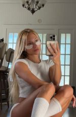 LEILA FALER - Instagram Photos and Video 02/25/2026