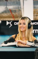 LINDSAY BREWER - Instagram Photos 02/10/2026
