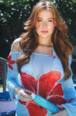 MADELINE FORD - Instagram Photos and Video 02/25/2026