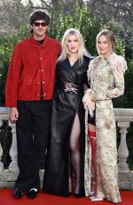 MARGOT ROBBIE, ALISON OLIVER and EMERALD FENNELL at Wuthering Heights Photocall in London 02/04/2026