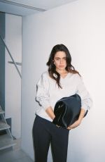 MOLLY GORDON - Theory Spring 2026 Campaign