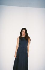 MOLLY GORDON - Theory Spring 2026 Campaign