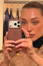 PENNY LANE - Instagram Photos and Videos 02/22/2026