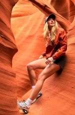 PENNY LANE - Instagram Photos and Videos 02/22/2026