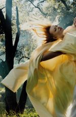 SARAH SNOOK for Vogue China, February 2026
