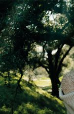 SARAH SNOOK for Vogue China, February 2026