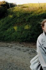 SARAH SNOOK for Vogue China, February 2026