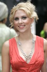 SCARLETT JOHANSSON at Closing Ceremony at Biennale di Venezia 2004 at 61st Venice International Film Festival 09/11/2004