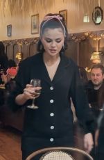 SELENA GOMEZ Meets Friends at Larchmont Village for a Galentine