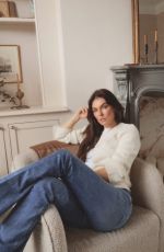 SERINDA SWAN - Instagram Photos 02/19/2026