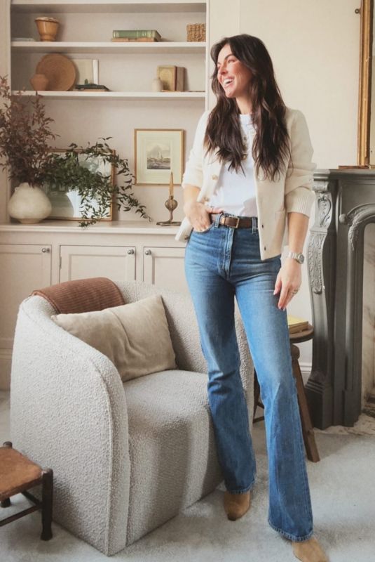 SERINDA SWAN - Instagram Photos 02/19/2026