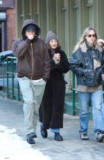 SUKI WATERHOUSE and Robert Pattinson Out in New York 02/05/2026